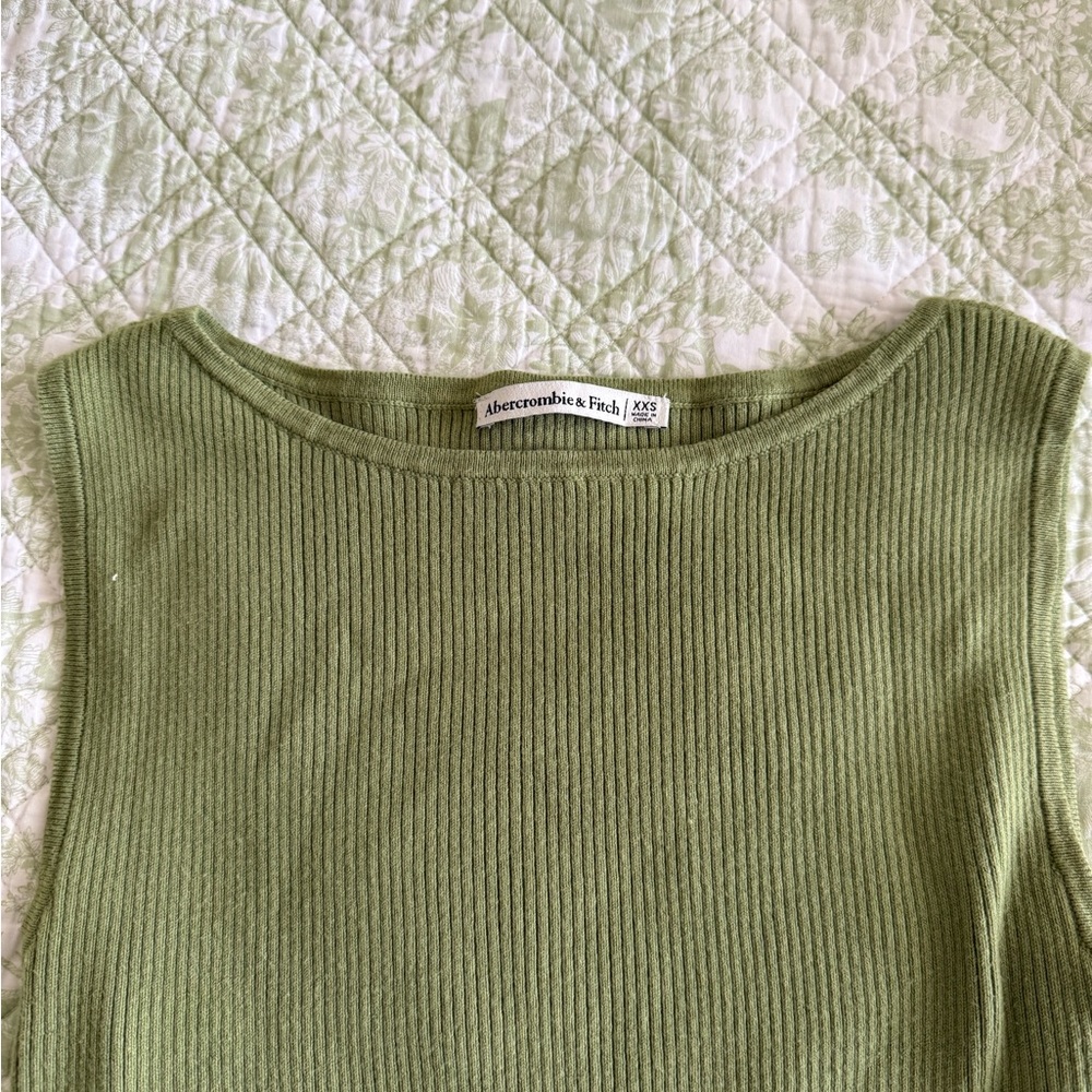 Abercrombie & Fitch Olive Ribbed Tank Top - Picture 3 of 3